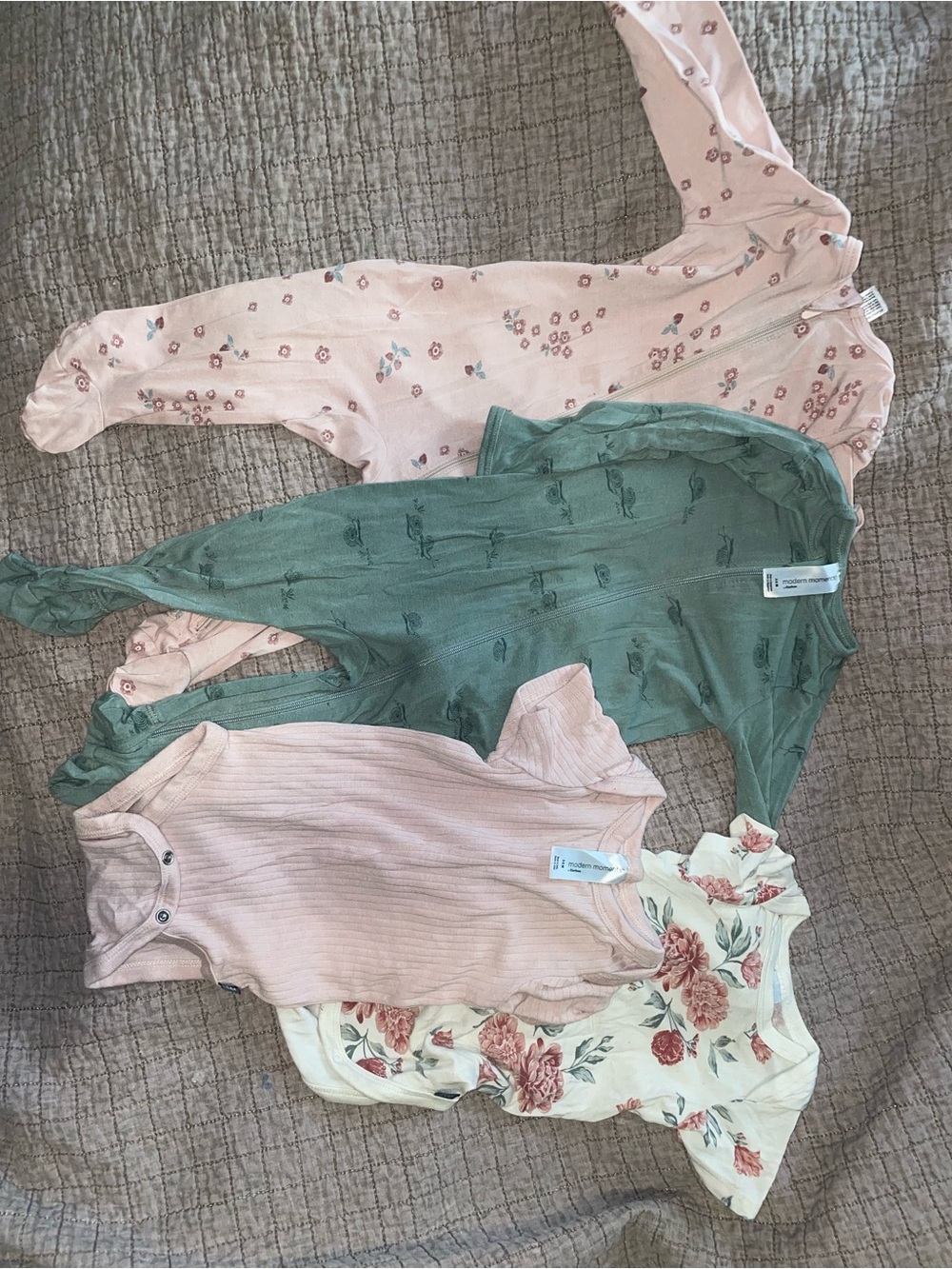 Neutral & Green Floral Kids Pajama Set - Soft Cotton
